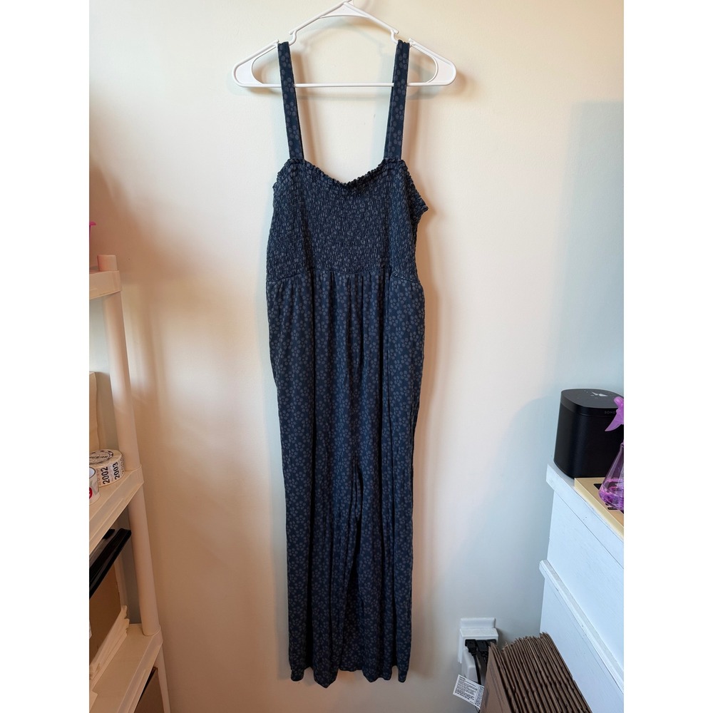 Isabel by Ingrid & Isabel Maternity Jumpsuit XL Navy Floral Smocked Wide Leg